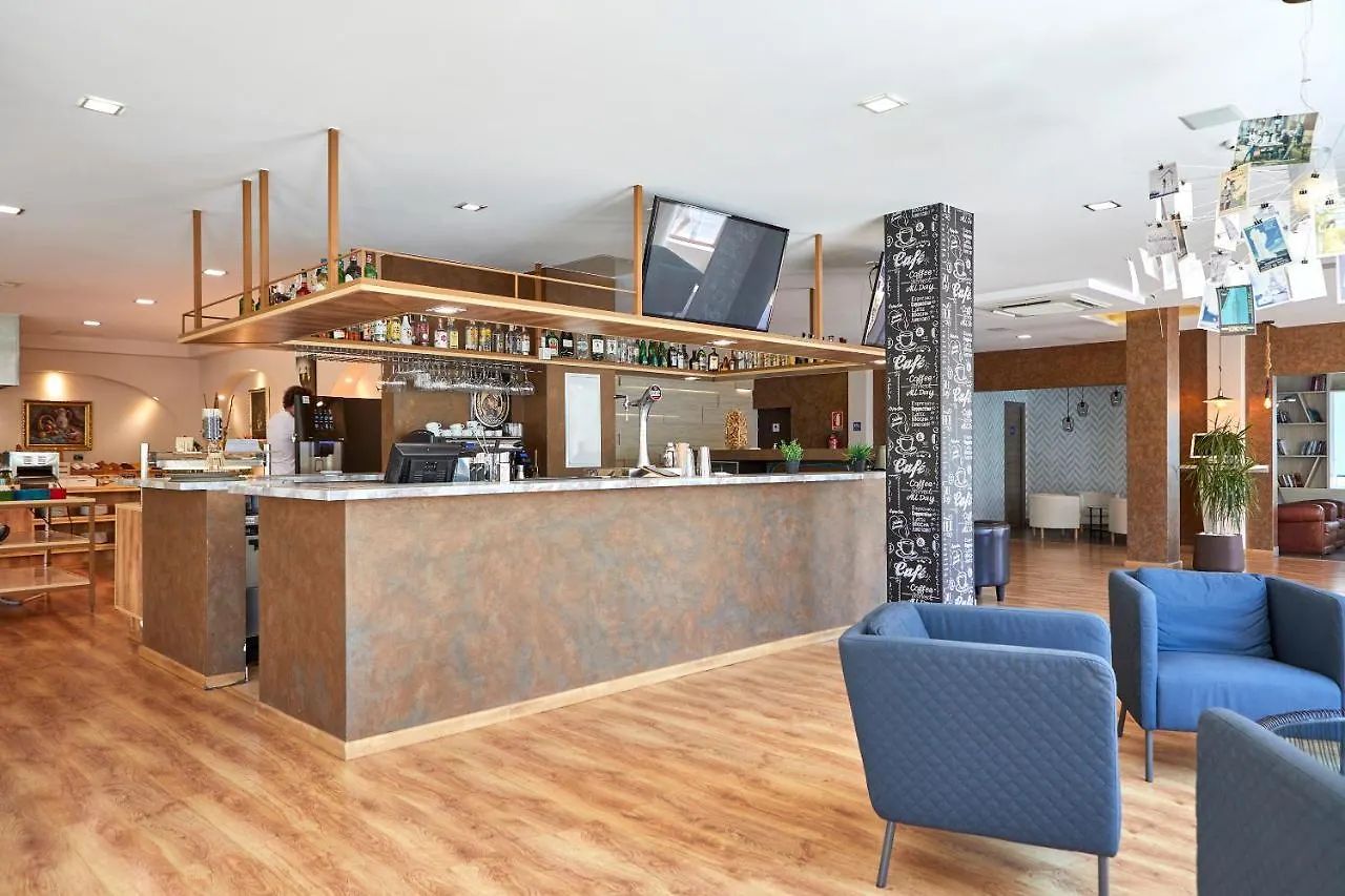 **** Hotel Nura Santa Ponsa & Spa Španělsko