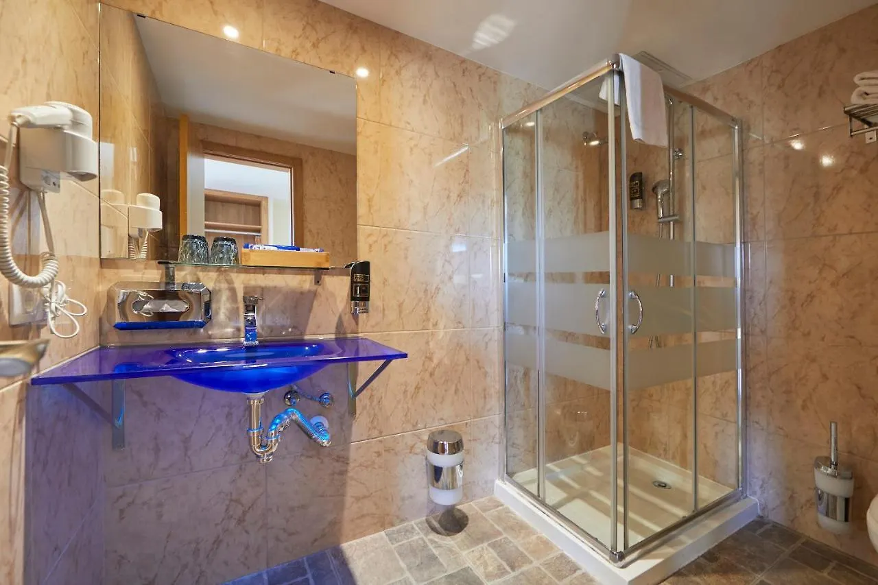 Nura Santa Ponsa & Spa Hotel