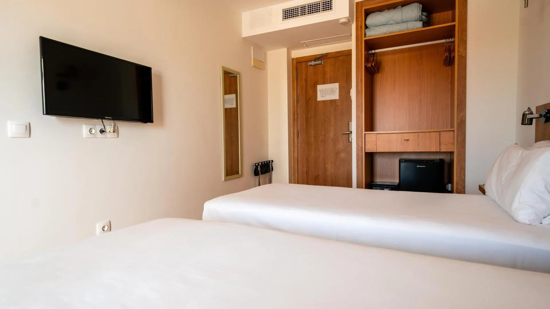 Nura Santa Ponsa & Spa 4*,  Španělsko